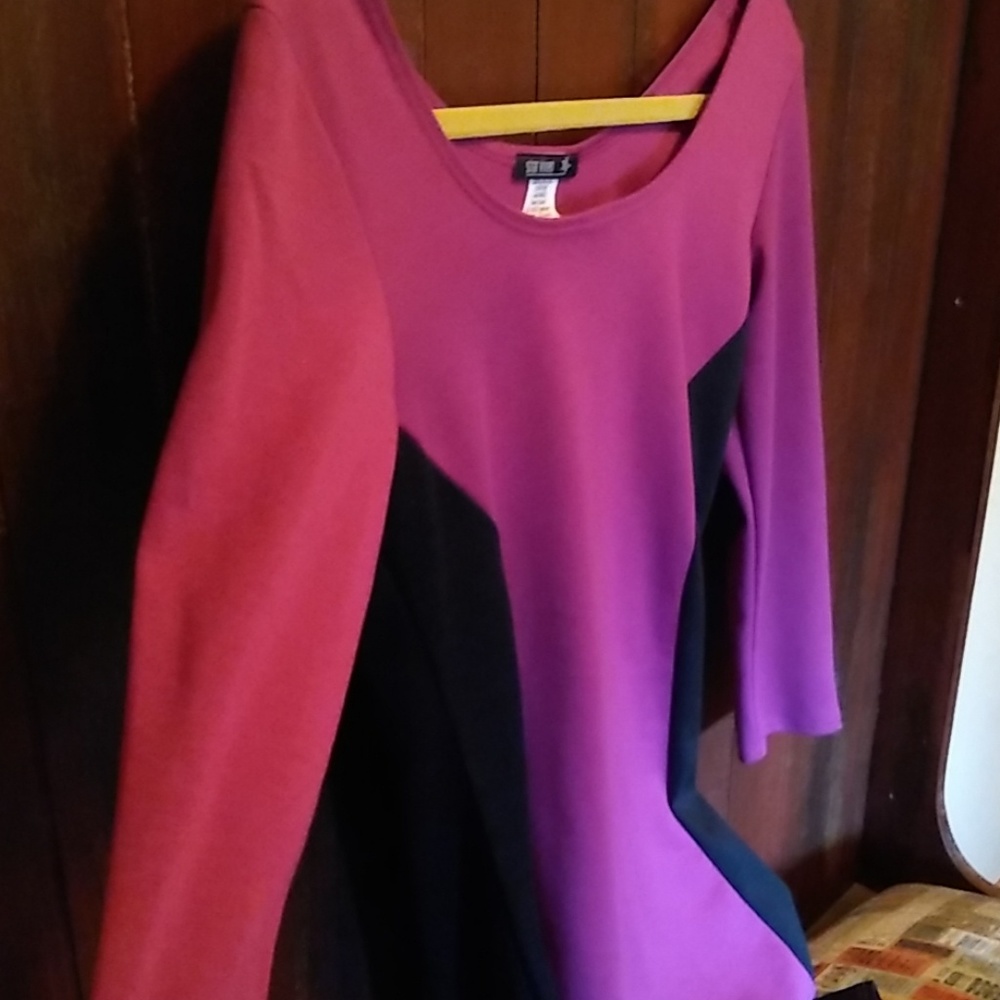 Dress - Picture 5 of 5